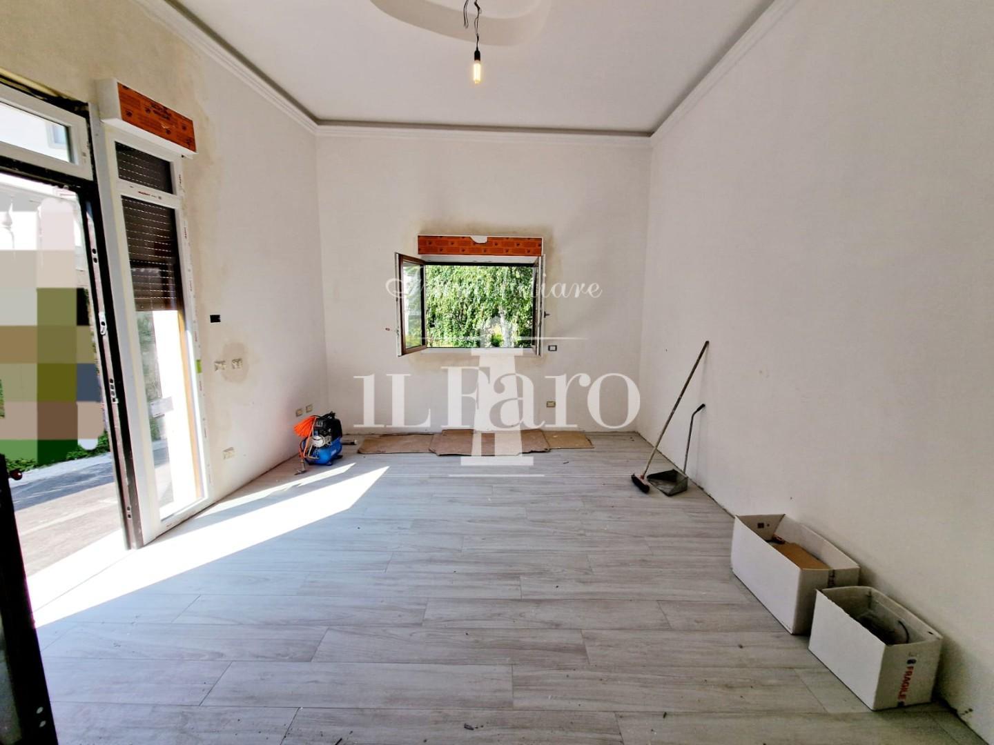 Bilocale ristrutturato a Signa