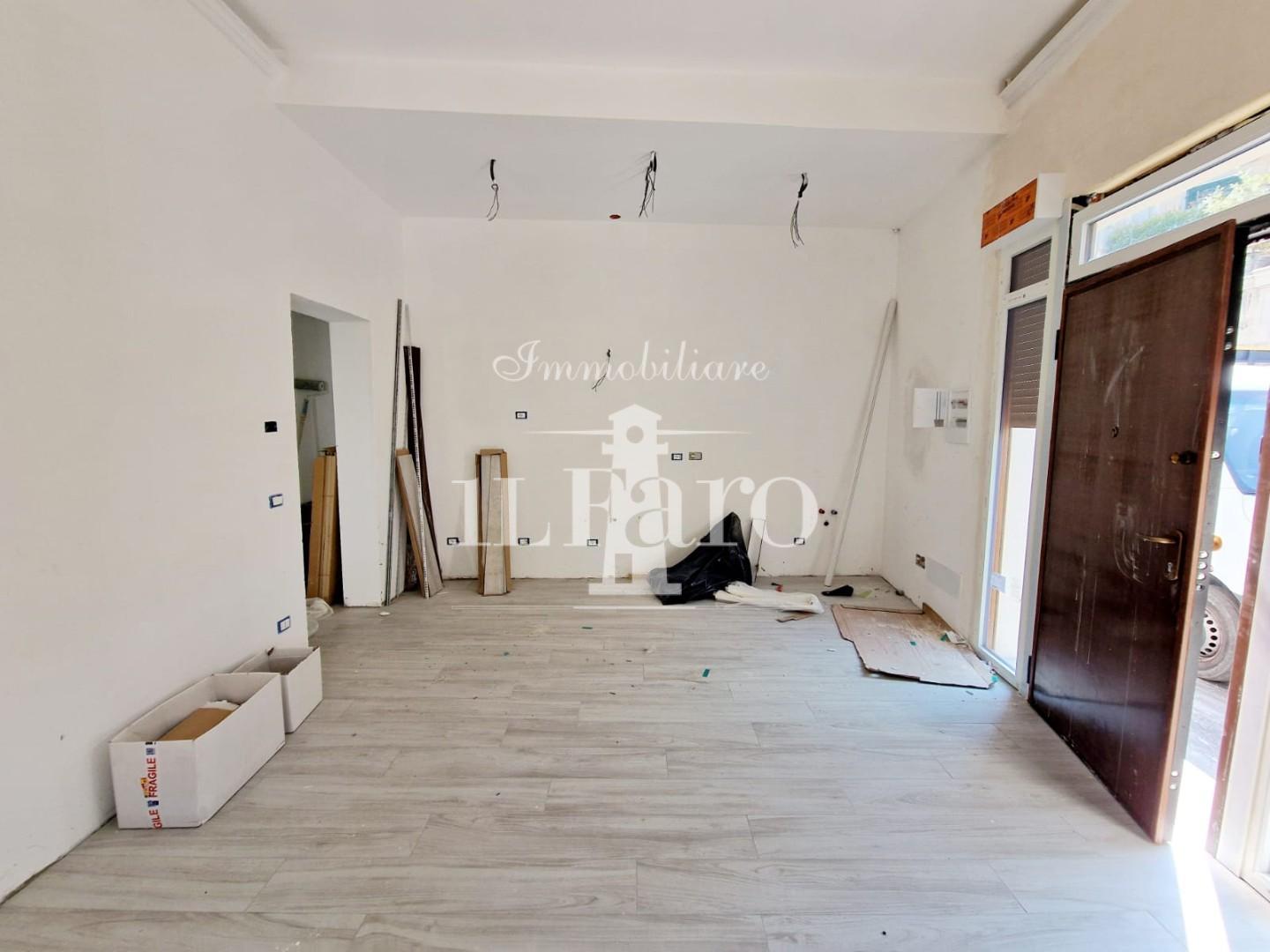 Bilocale ristrutturato a Signa