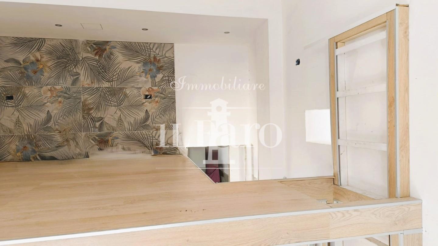 Monolocale ristrutturato a Signa