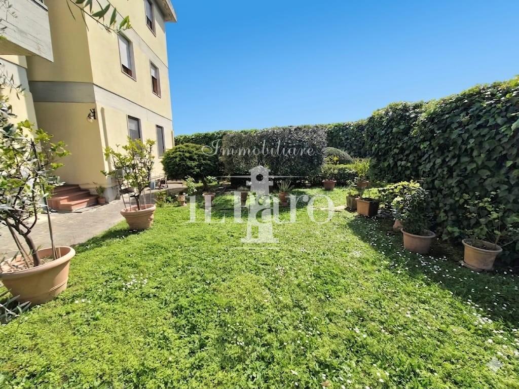 Appartamento con giardino a Campi Bisenzio