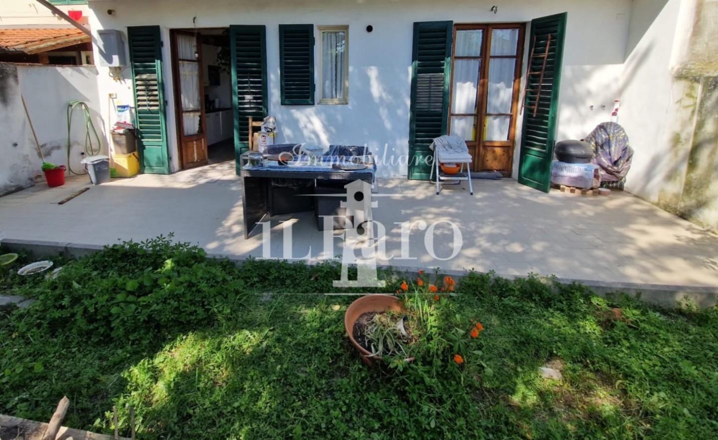 Trilocale con giardino, Firenze brozzi