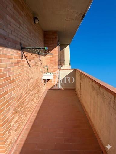 Bilocale con terrazzo a Signa