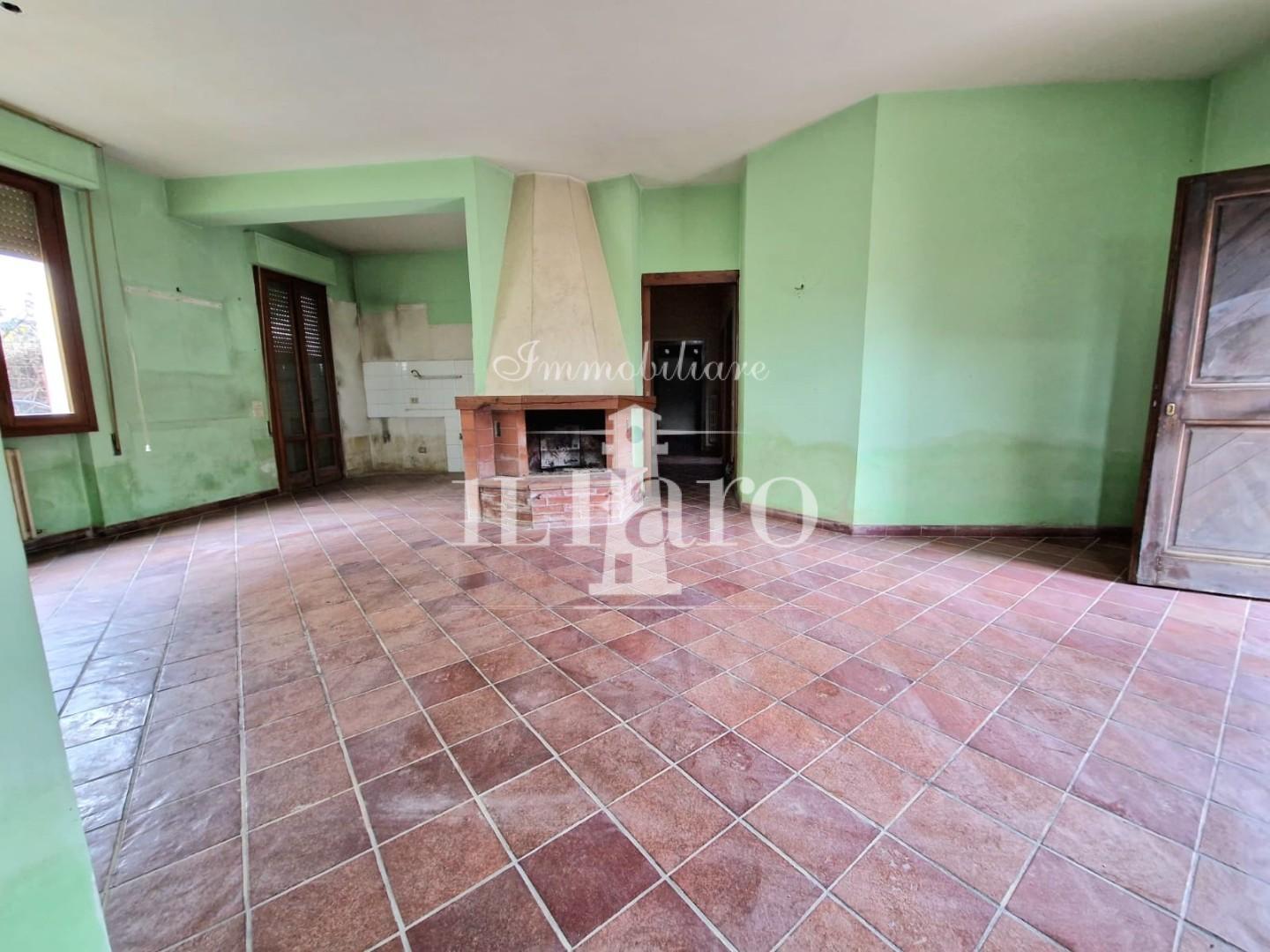 Appartamento da ristrutturare, Campi Bisenzio san piero a ponti