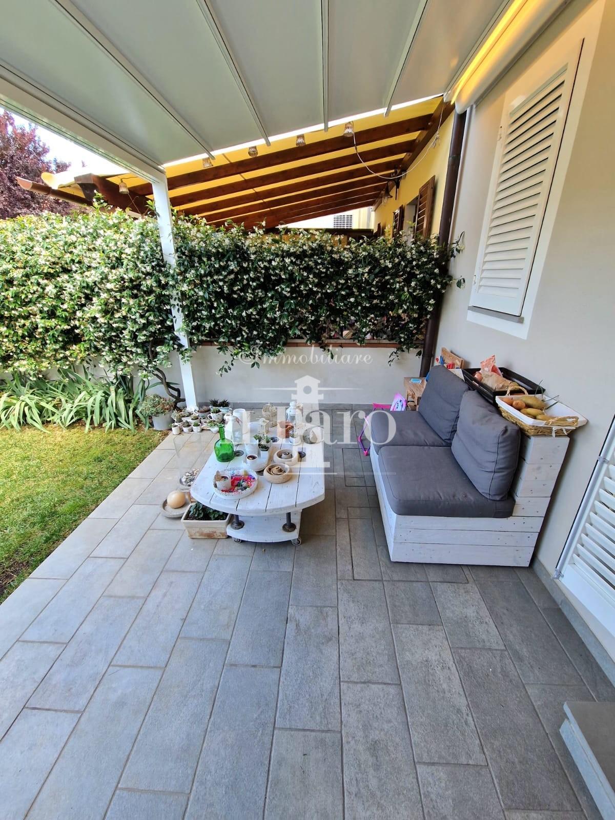 Villa con giardino, Campi Bisenzio san martino