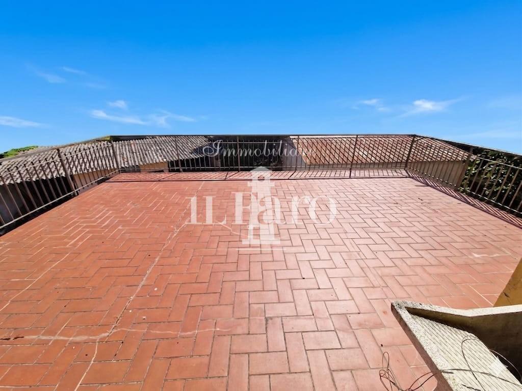 Casa indipendente con giardino a Signa