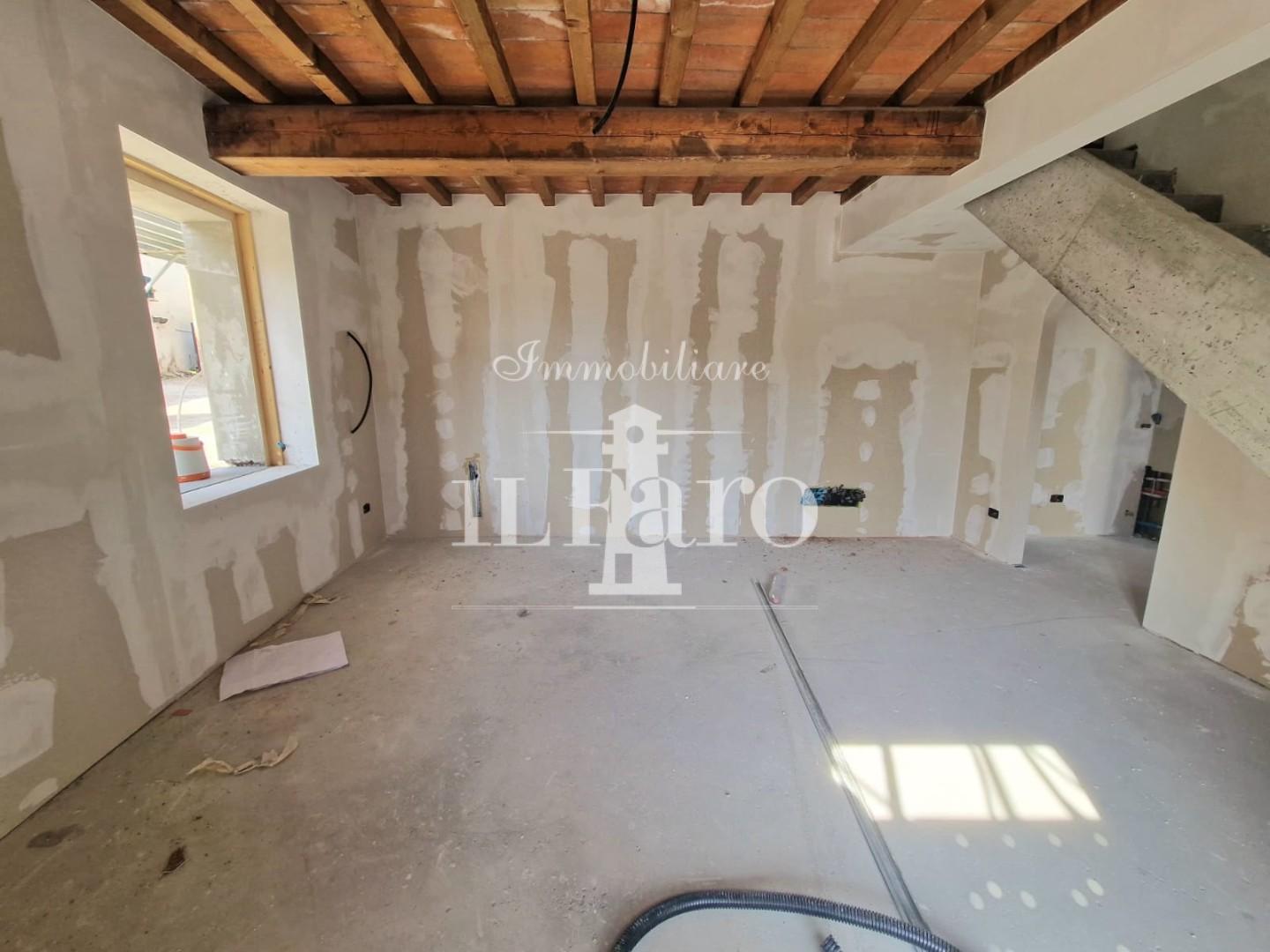 Casa indipendente con giardino a Signa