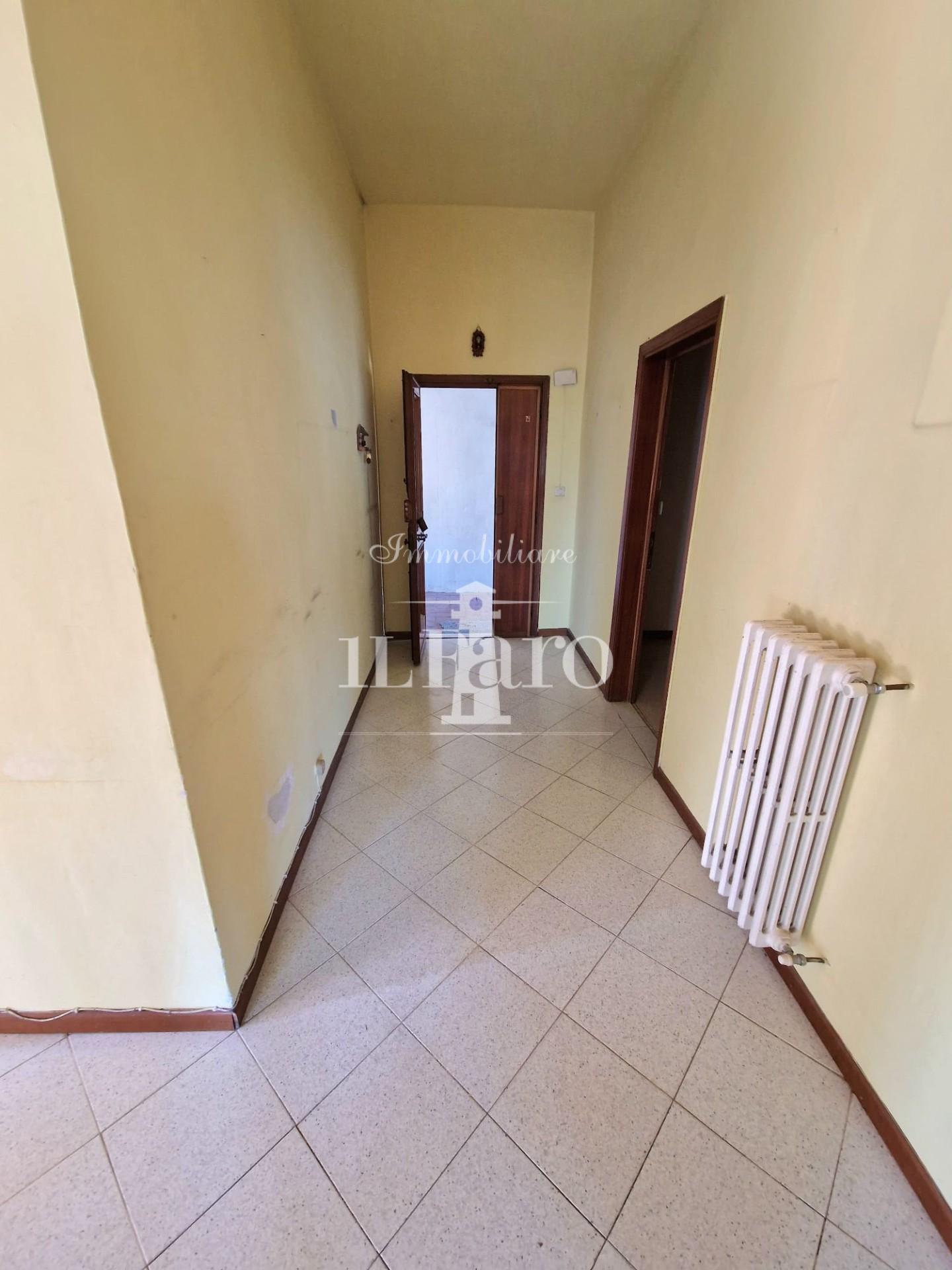 Trilocale con giardino, Signa san mauro a