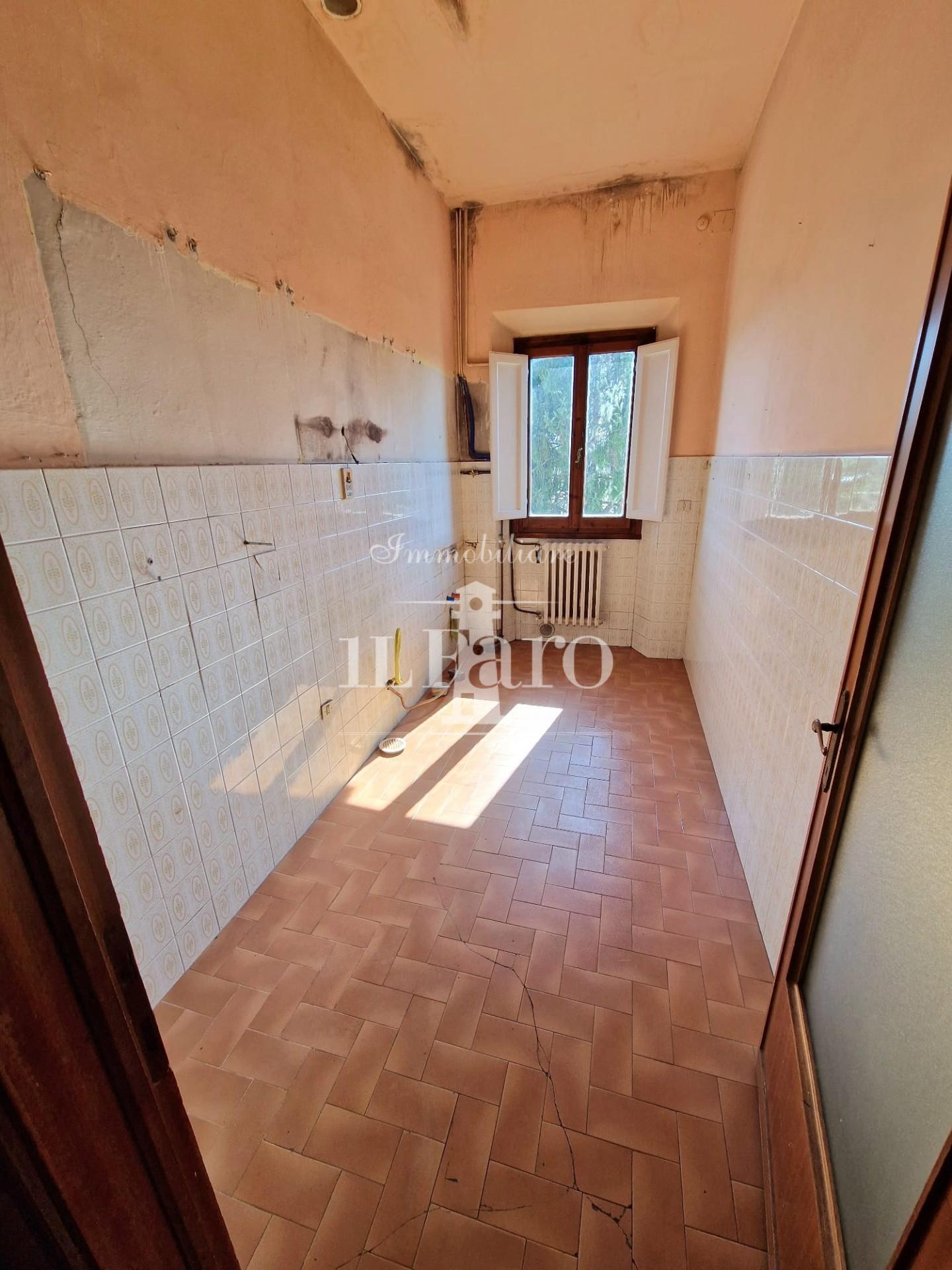 Trilocale con giardino, Signa san mauro a