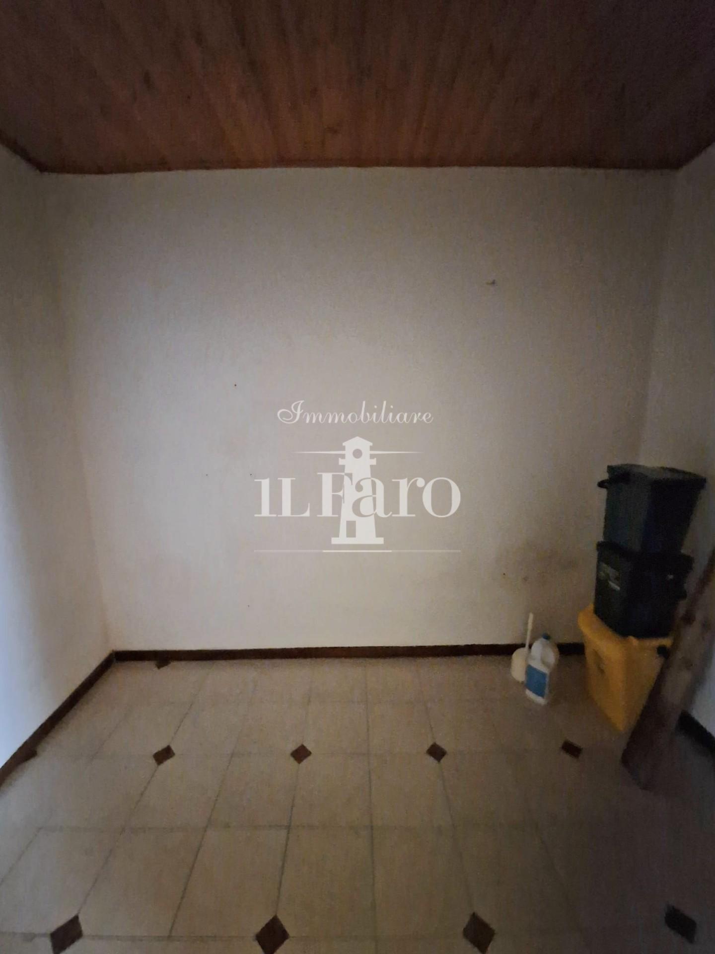 Trilocale con giardino, Signa san mauro a