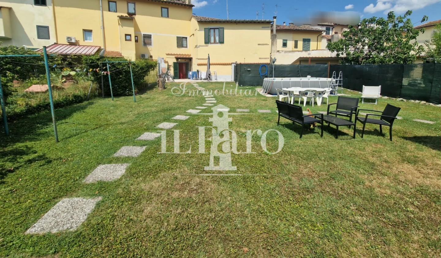 Casa indipendente con giardino, Campi Bisenzio san piero a ponti
