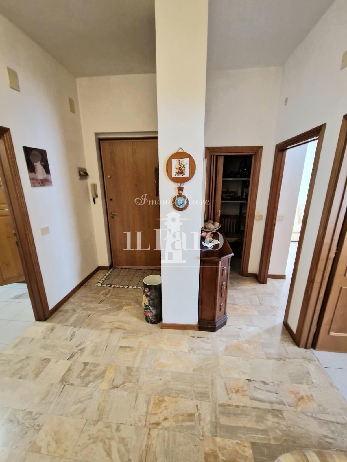 Trilocale in vendita a Campi Bisenzio
