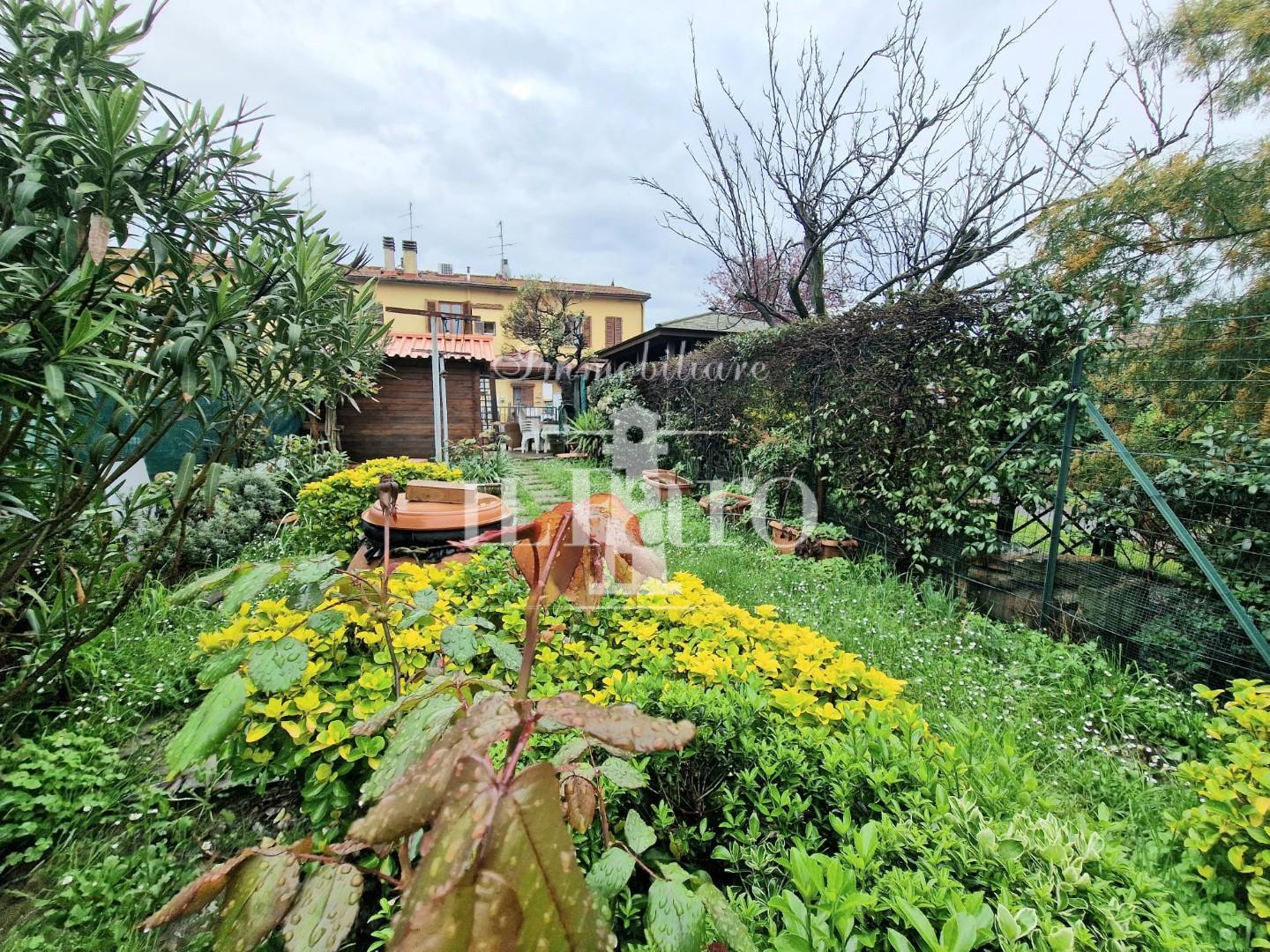 Casa indipendente con giardino a Sesto Fiorentino