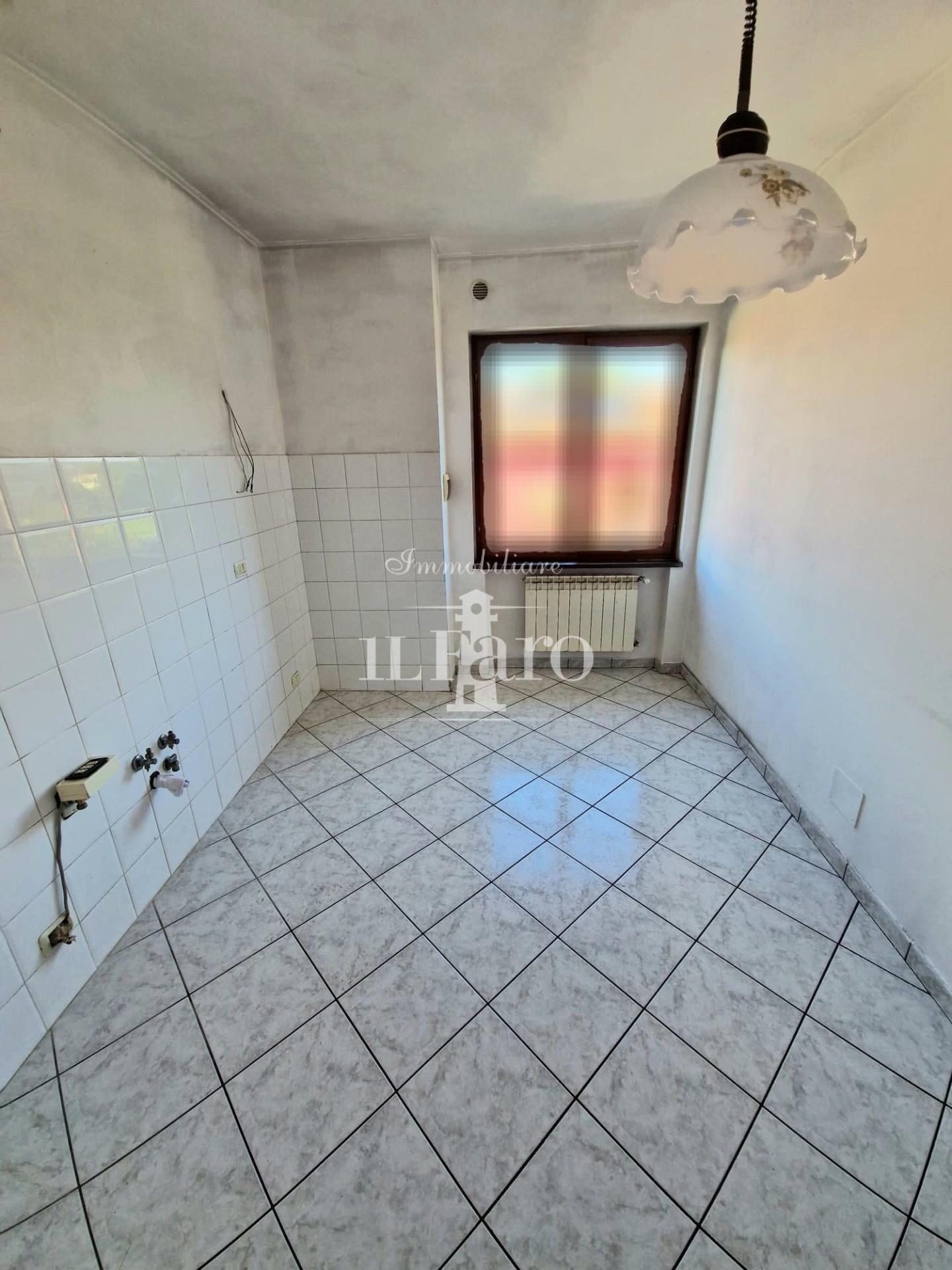 Appartamento con terrazzi, Campi Bisenzio capalle