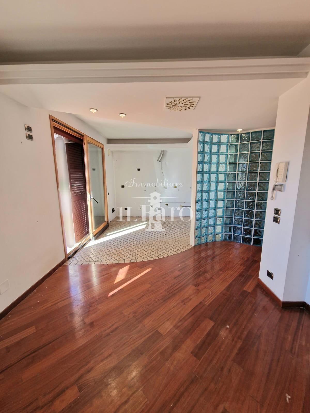 Villa Bifamiliare con terrazzo a Signa