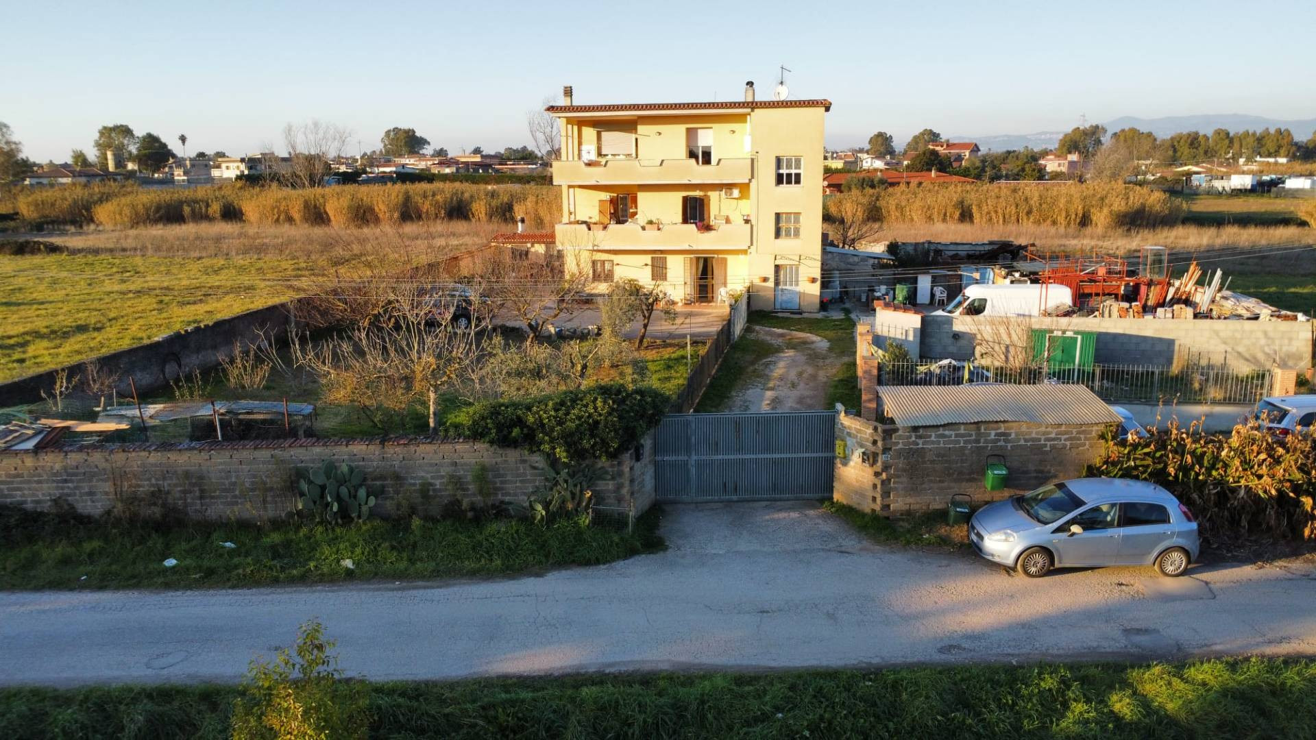 Appartamento in vendita a Aprilia, Campodicarne