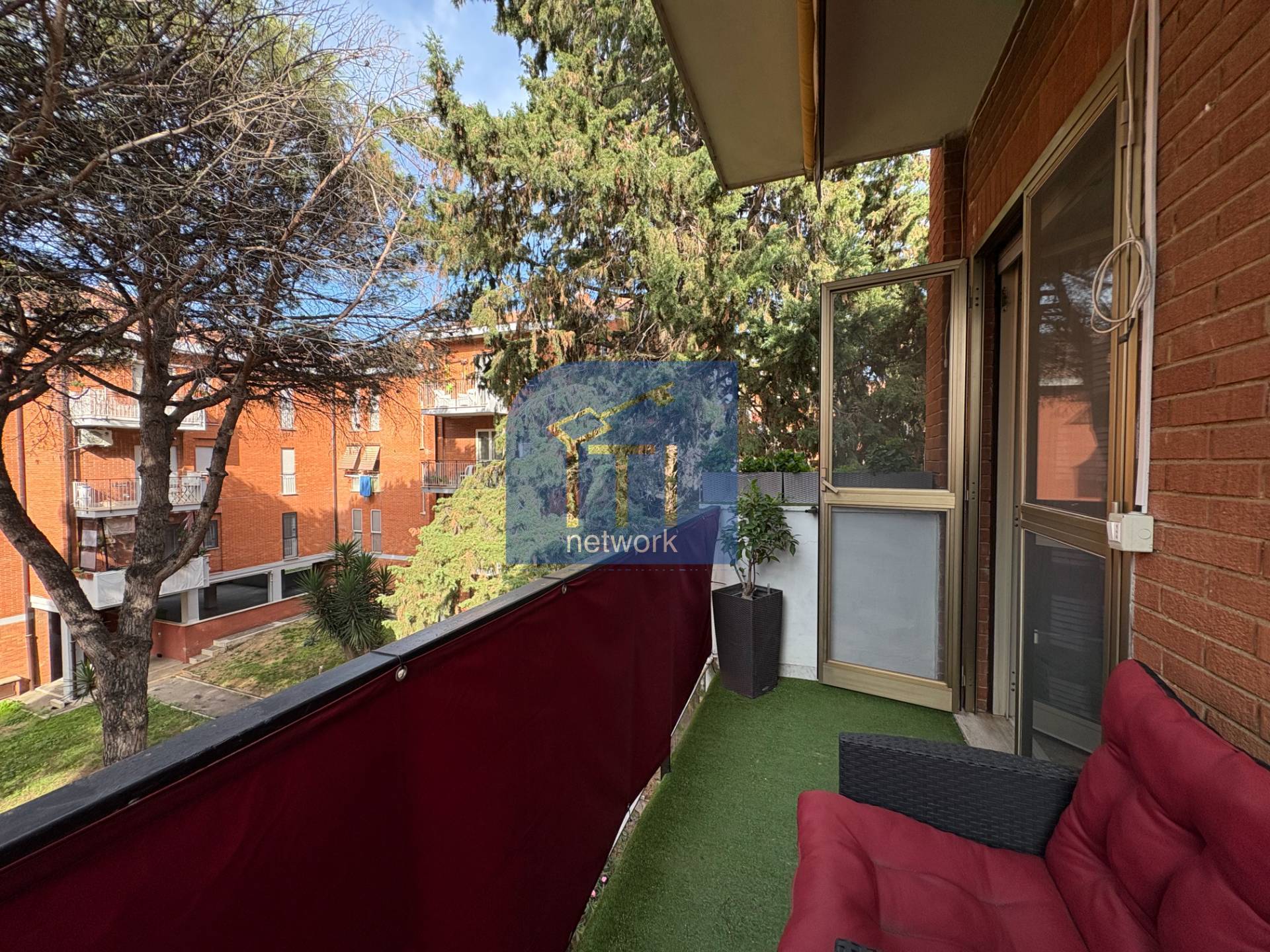 Attico/Mansarda in vendita a Pomezia, Centro