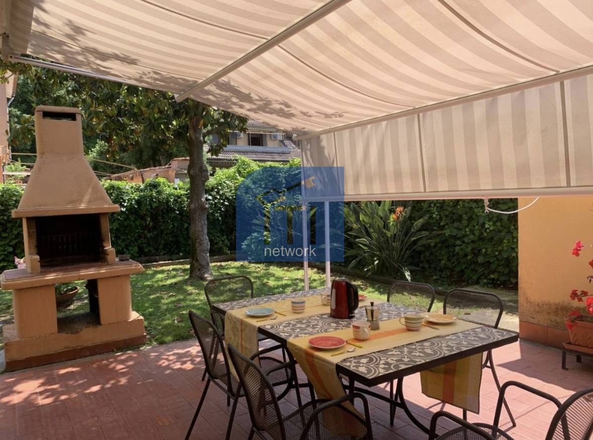 Villa a schiera in vendita a Anzio, Lido Delle Sirene