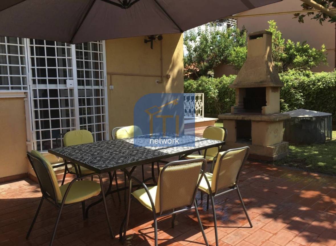 Villa a schiera in vendita a Anzio, Lido Delle Sirene