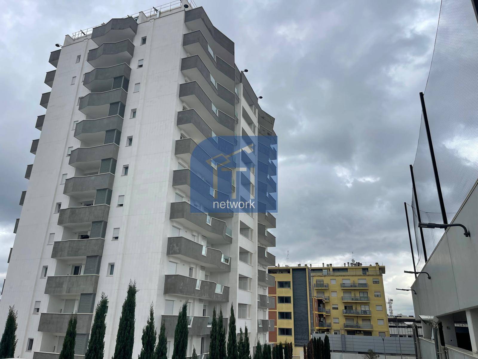 Appartamento in vendita a Pomezia, Centro