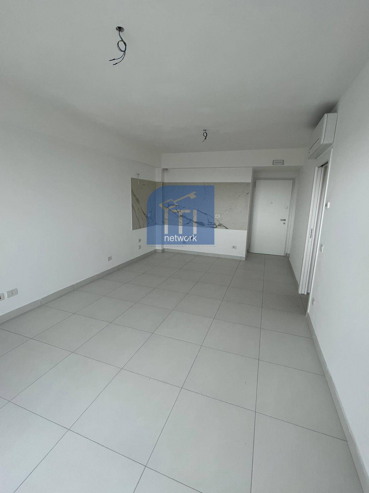 Appartamento in vendita a Pomezia, Centro