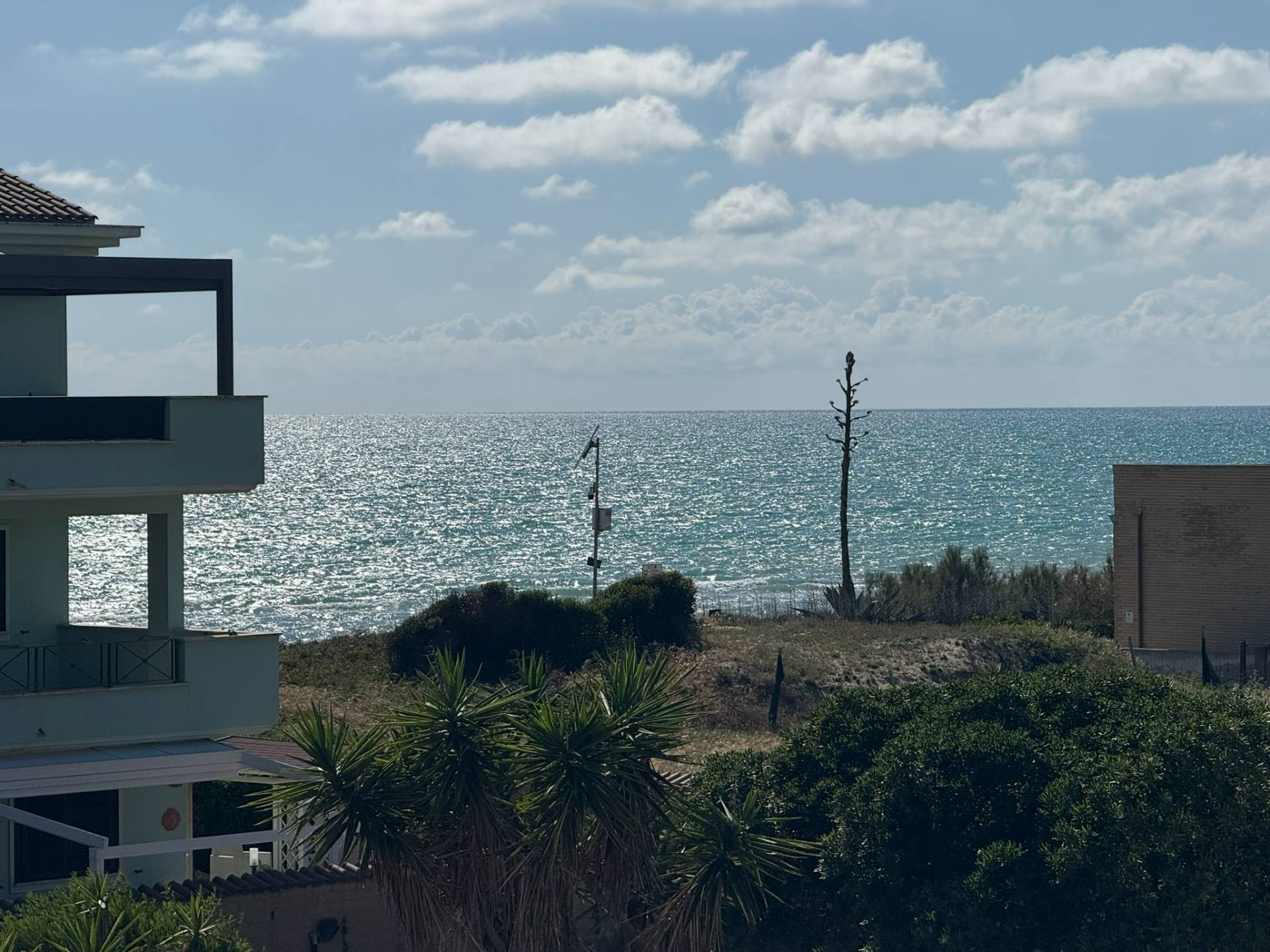 Villa singola in affitto a Pomezia, Torvaianica