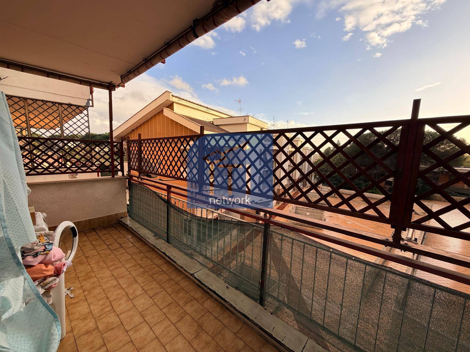 Appartamento in vendita a Pomezia, Centro