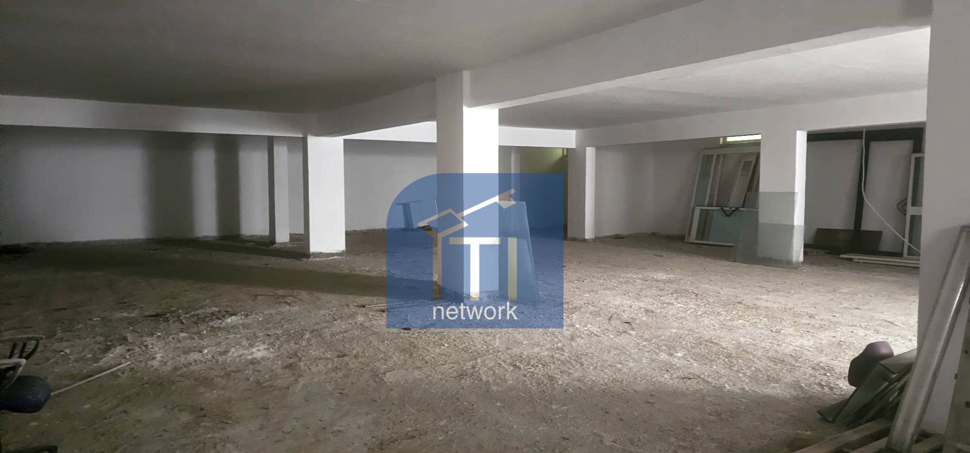 Locale Commerciale in affitto a Pomezia, Torvaianica Alta