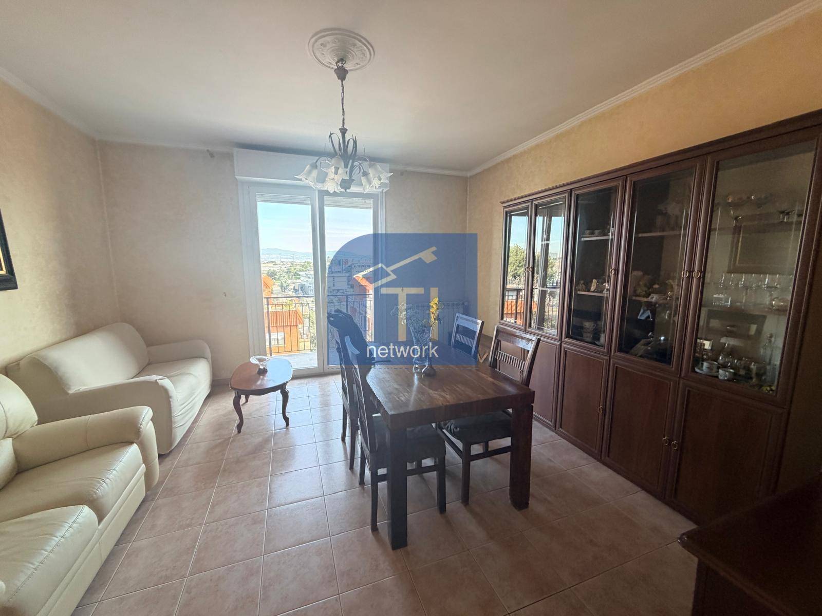 Attico/Mansarda in vendita a Pomezia, Centro