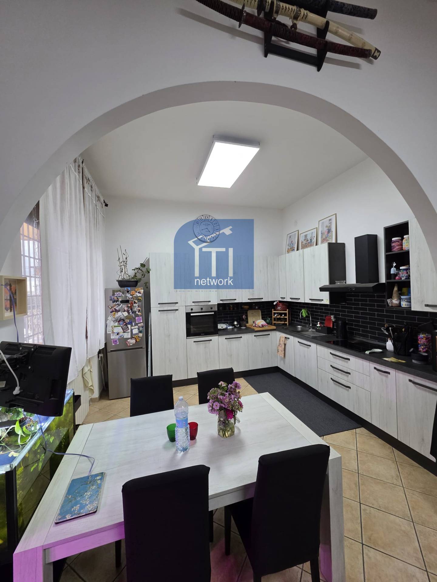 Appartamento in vendita a Pomezia, Castagnetta