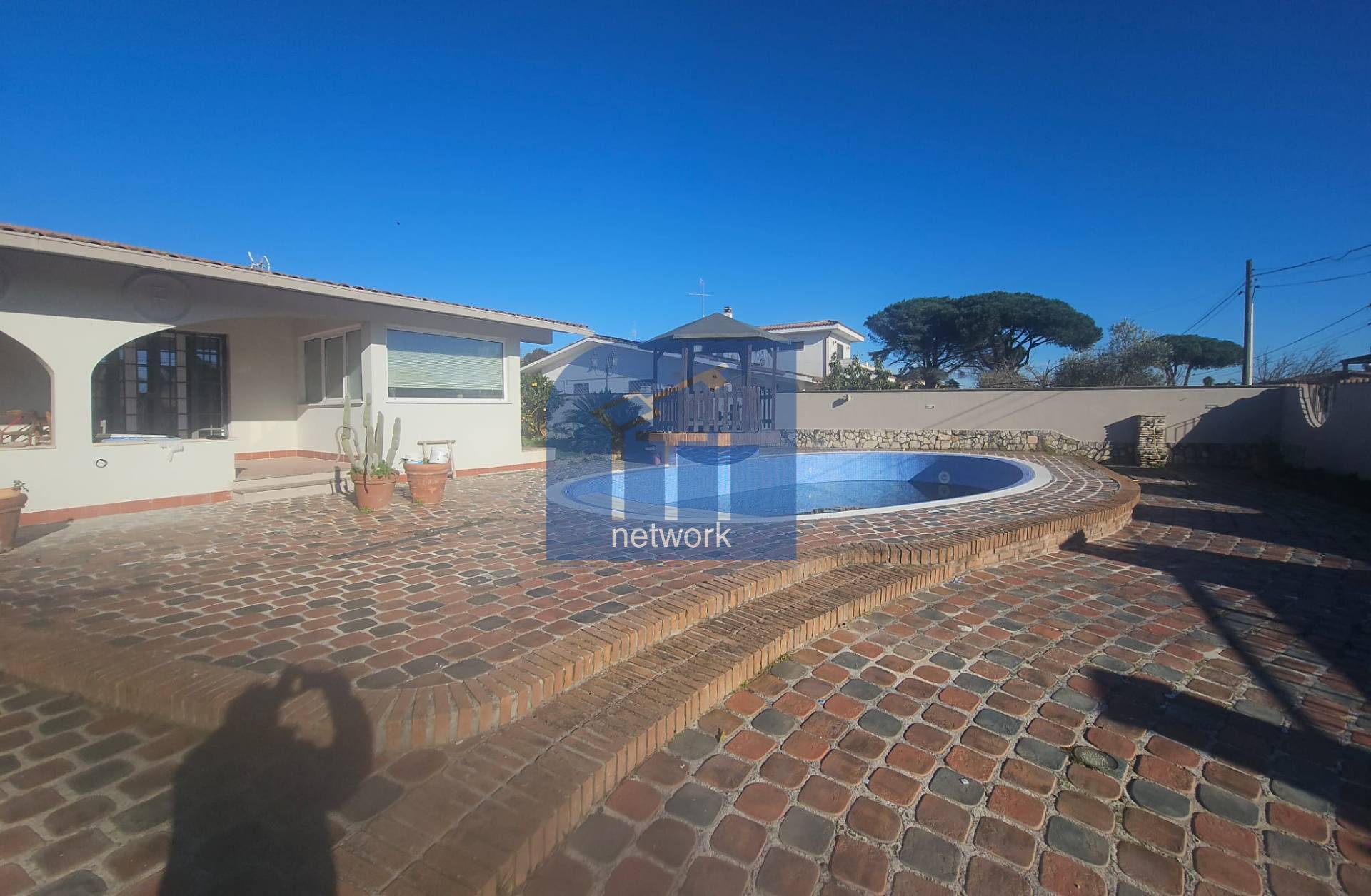 Villa singola in vendita a Ardea, Nuova California