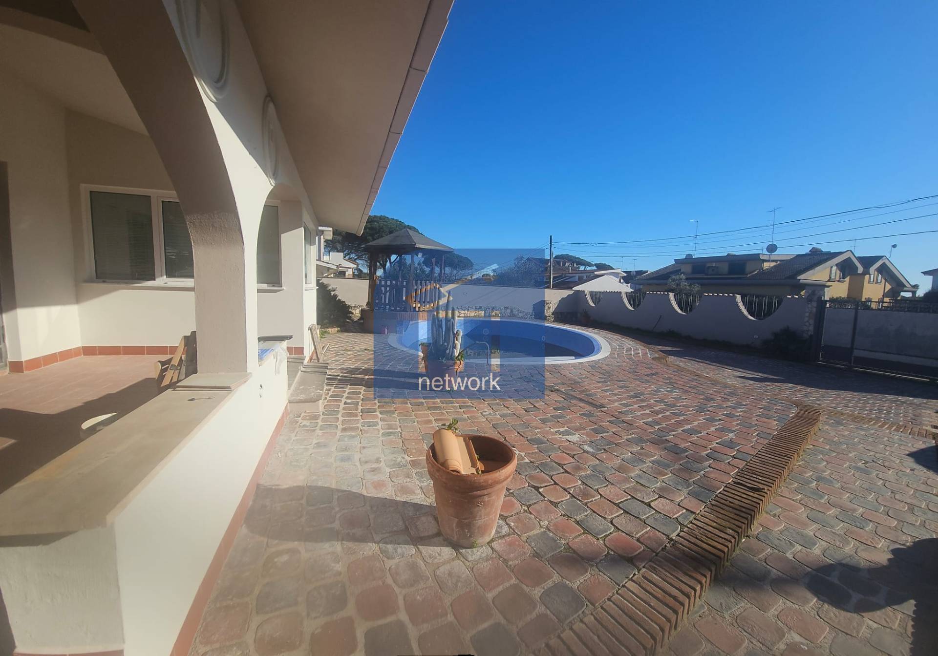 Villa singola in vendita a Ardea, Nuova California