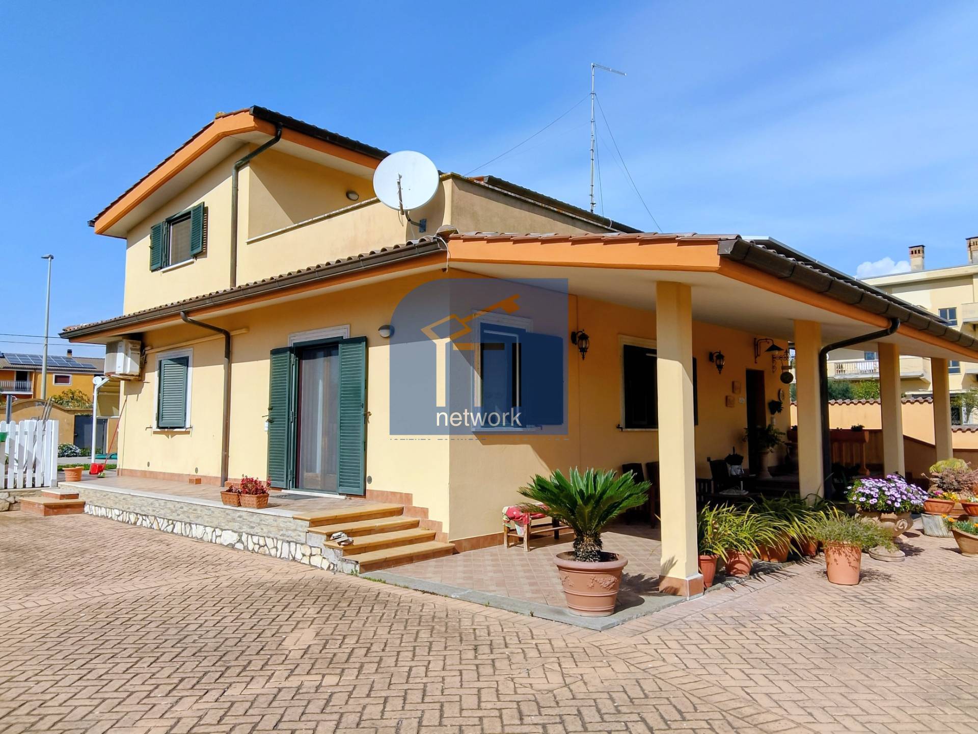 Villa singola in vendita a Pomezia, Martin Pescatore