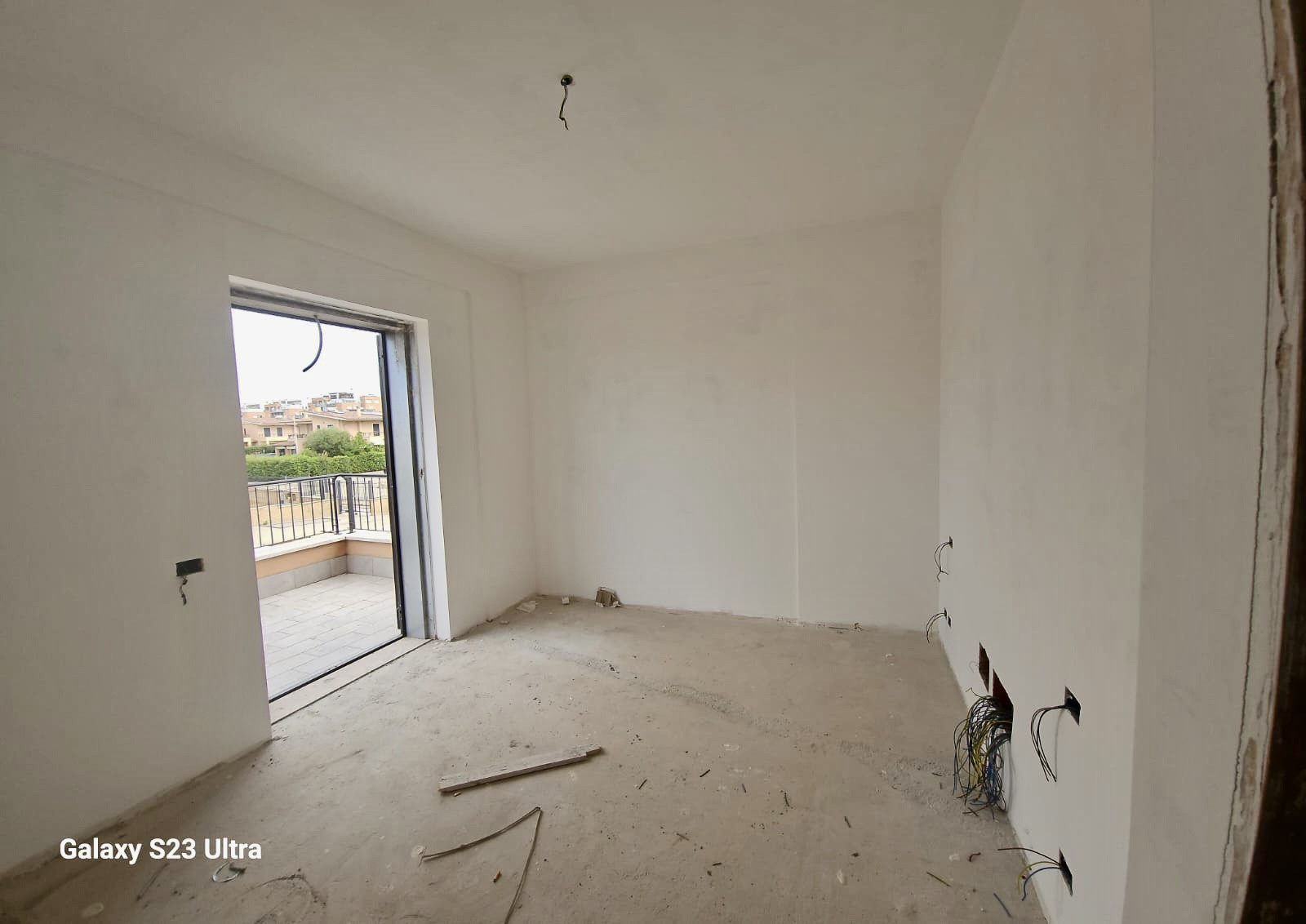 Villetta bifamiliare in vendita a Pomezia, Colli di Enea