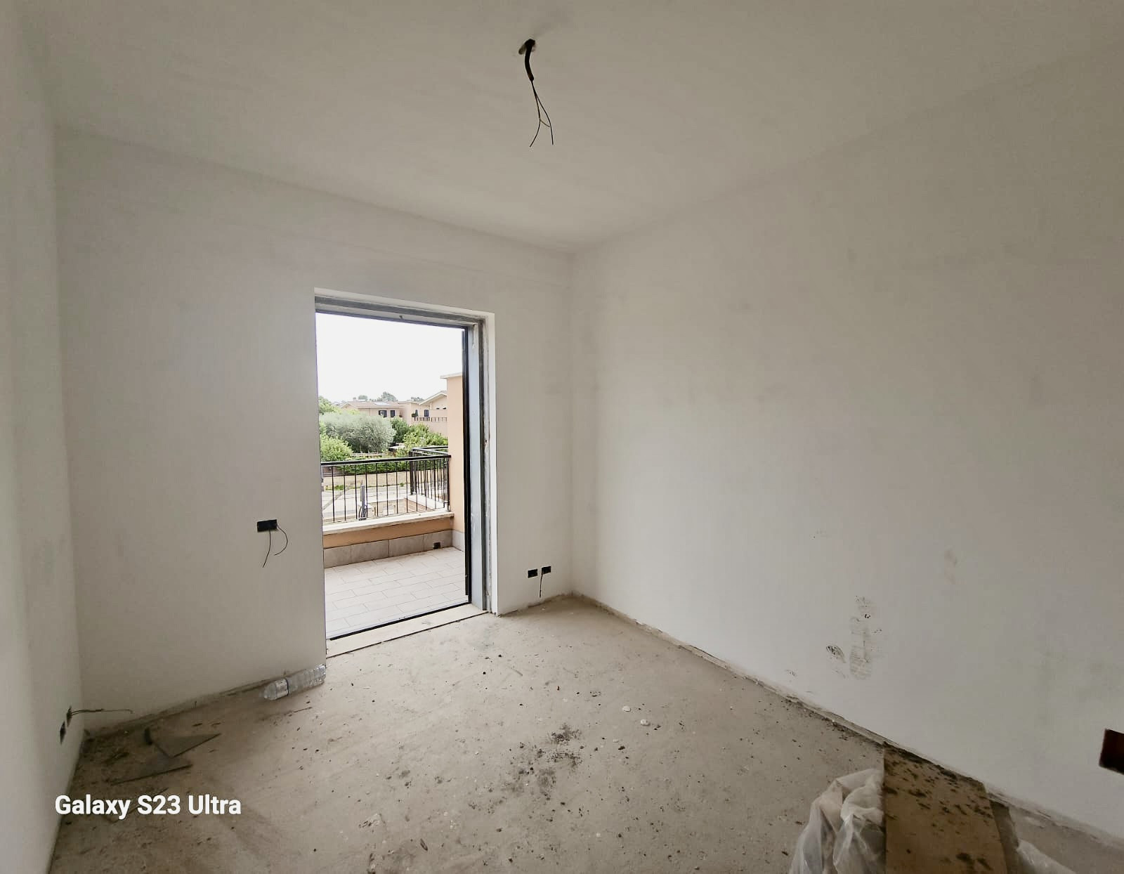 Villetta bifamiliare in vendita a Pomezia, Colli di Enea