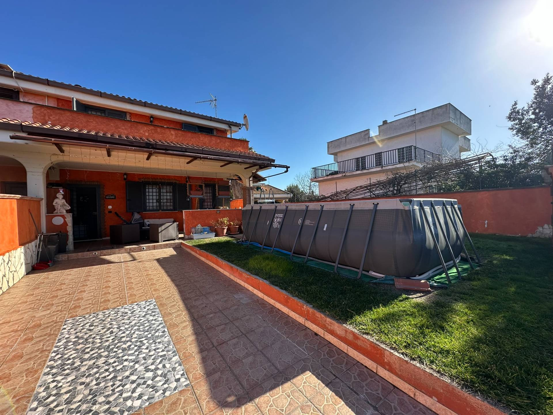 Villetta bifamiliare in vendita a Ardea, Nuova California