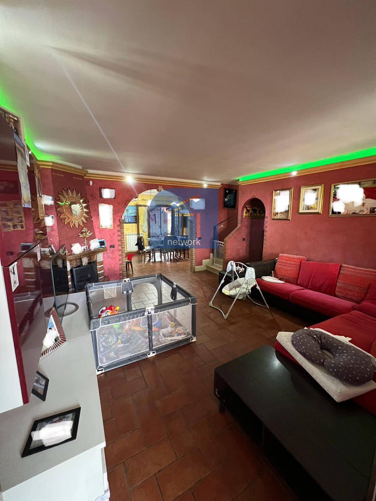 Villetta bifamiliare in vendita a Ardea, Nuova California