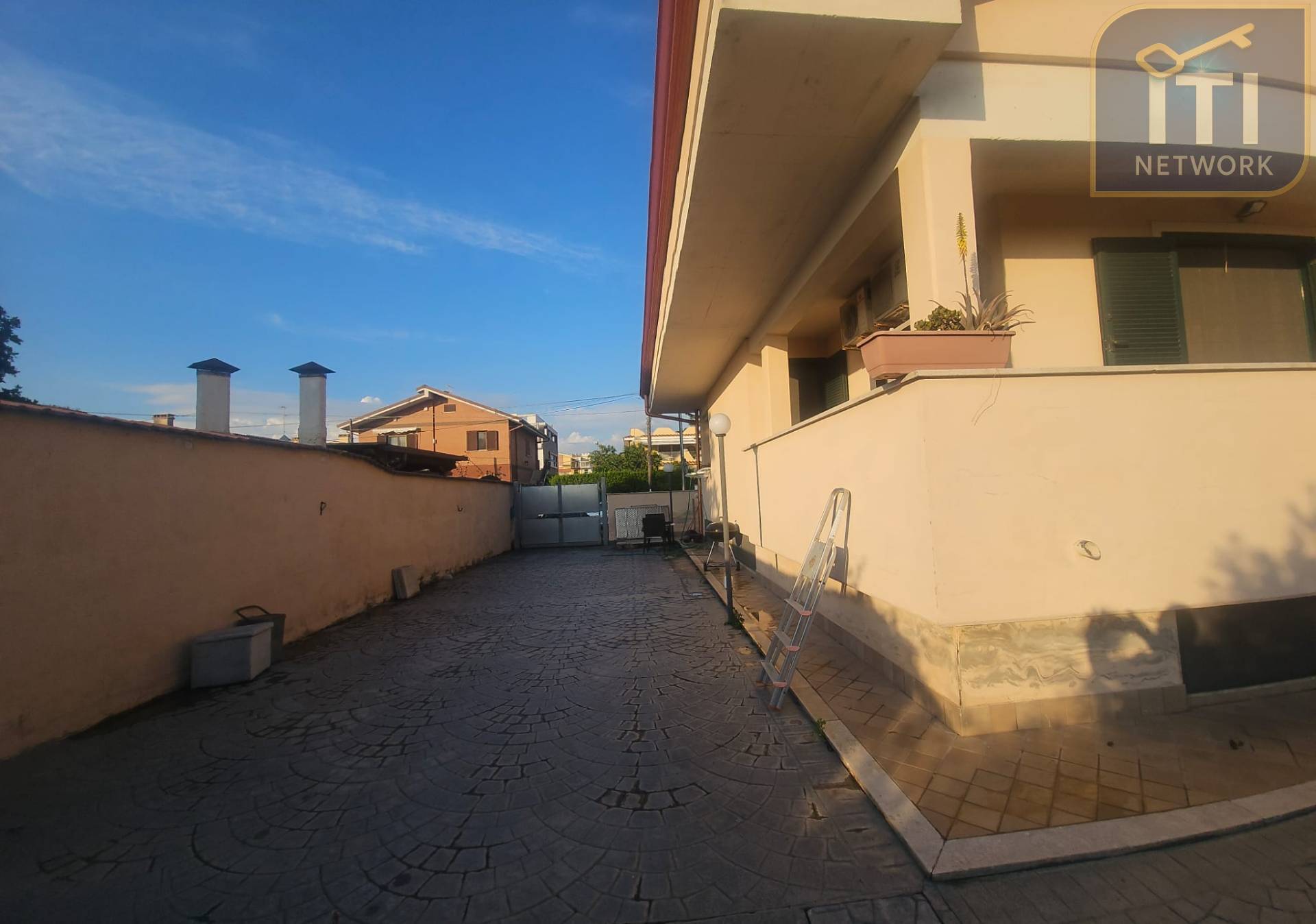 Villa a schiera in vendita a Pomezia, Torvaianica Alta
