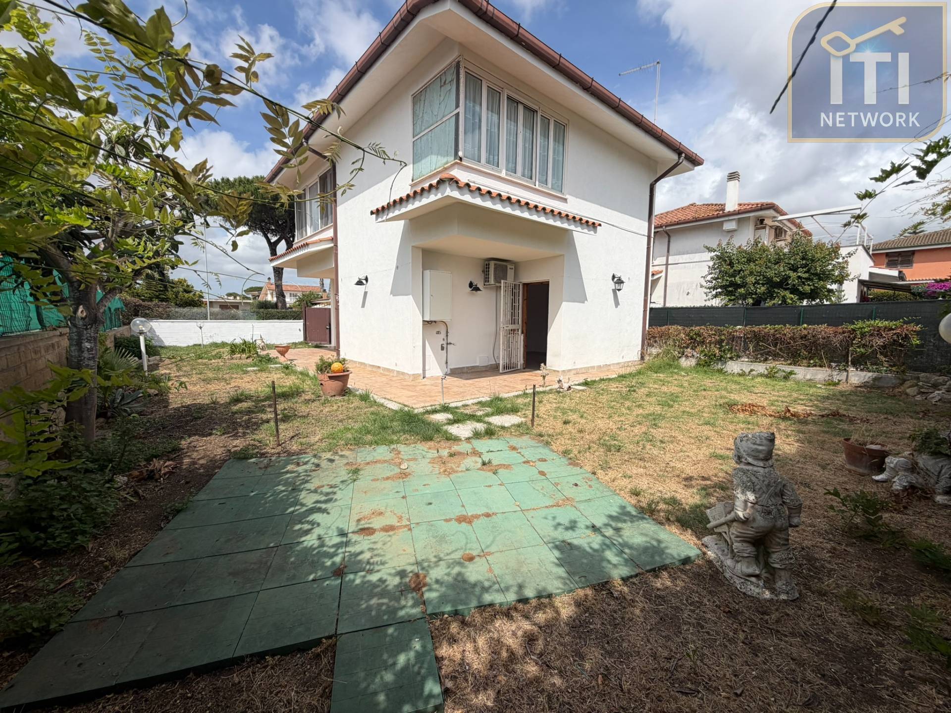 Casa Semindipendente in vendita a Ardea, Nuova California