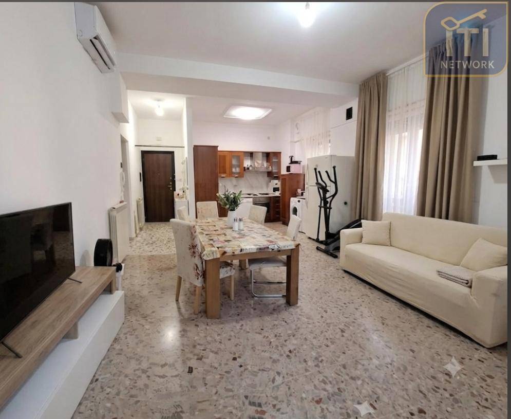 Appartamento in vendita a Aprilia, Centro