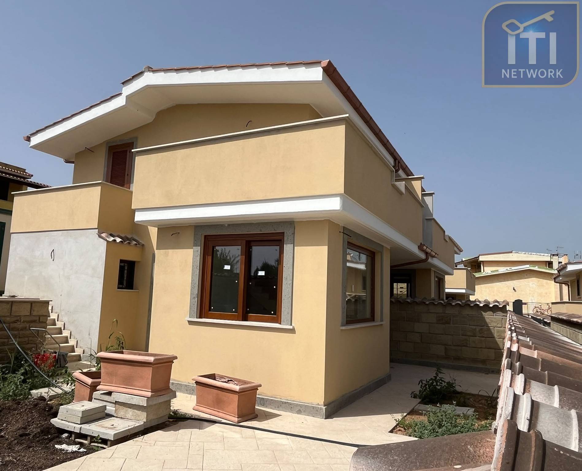 Villa singola in vendita a Pomezia, Campo Jemini
