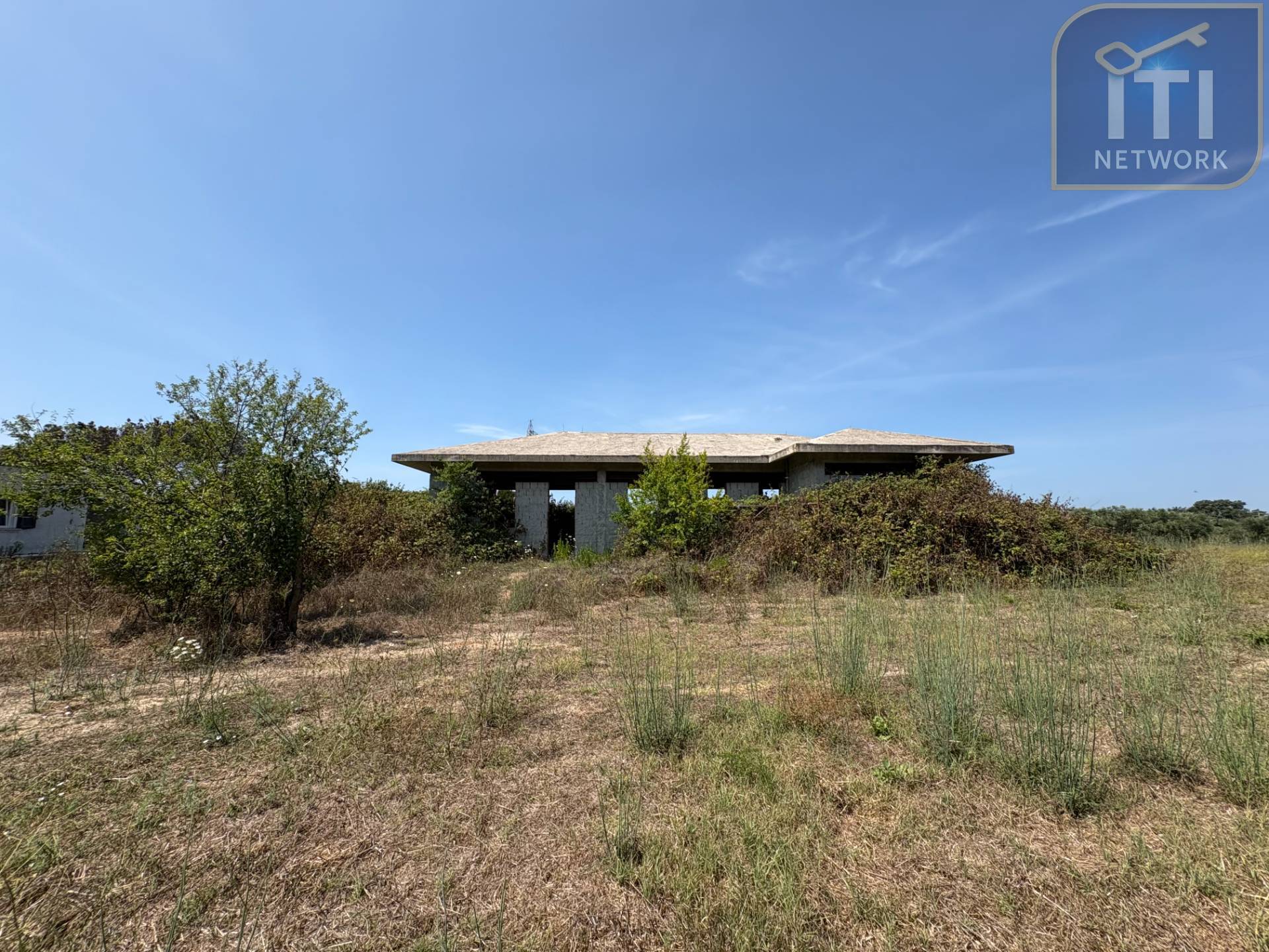 Rustico in vendita a Pomezia