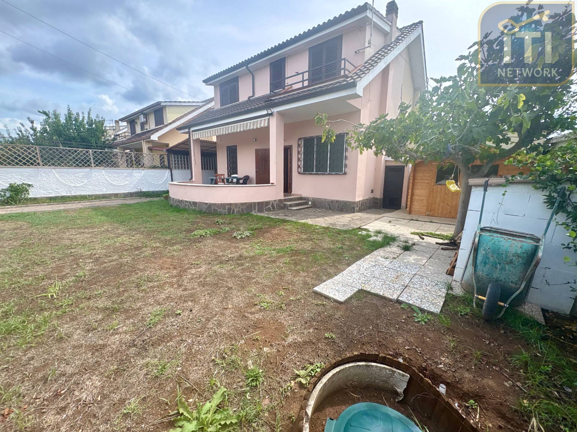 Villa a schiera in vendita a Ardea, Nuova Florida