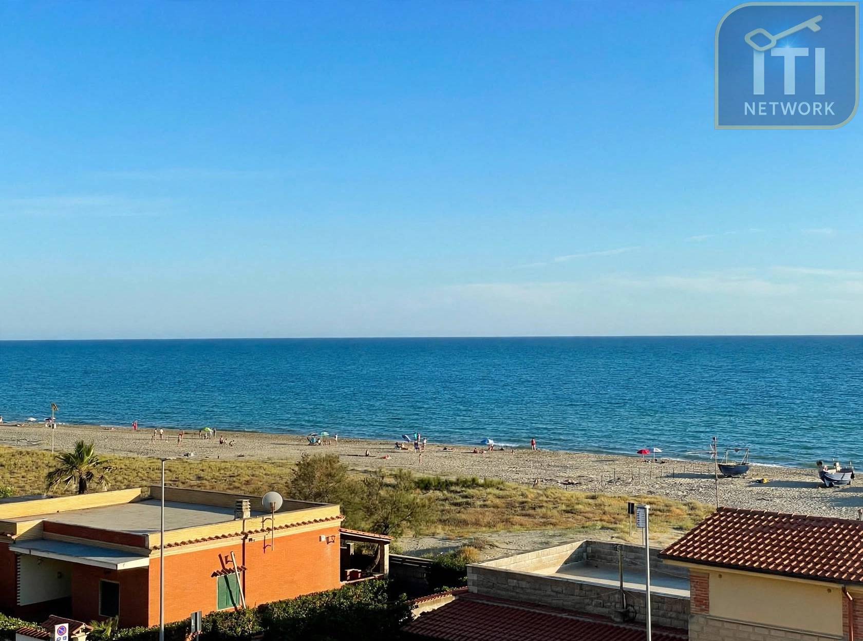 Appartamento in vendita a Pomezia, Torvaianica