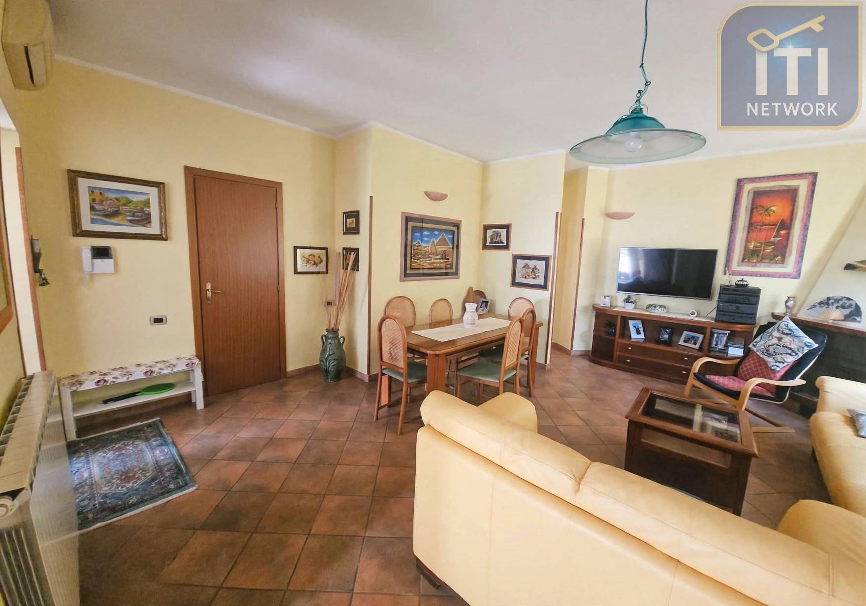Villetta bifamiliare in vendita a Aprilia, Campodicarne