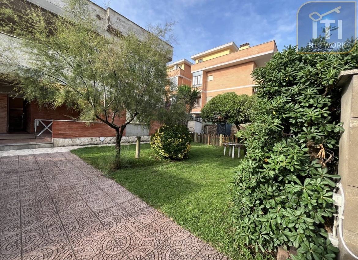 Appartamento in vendita a Ardea, Marina Di Ardea