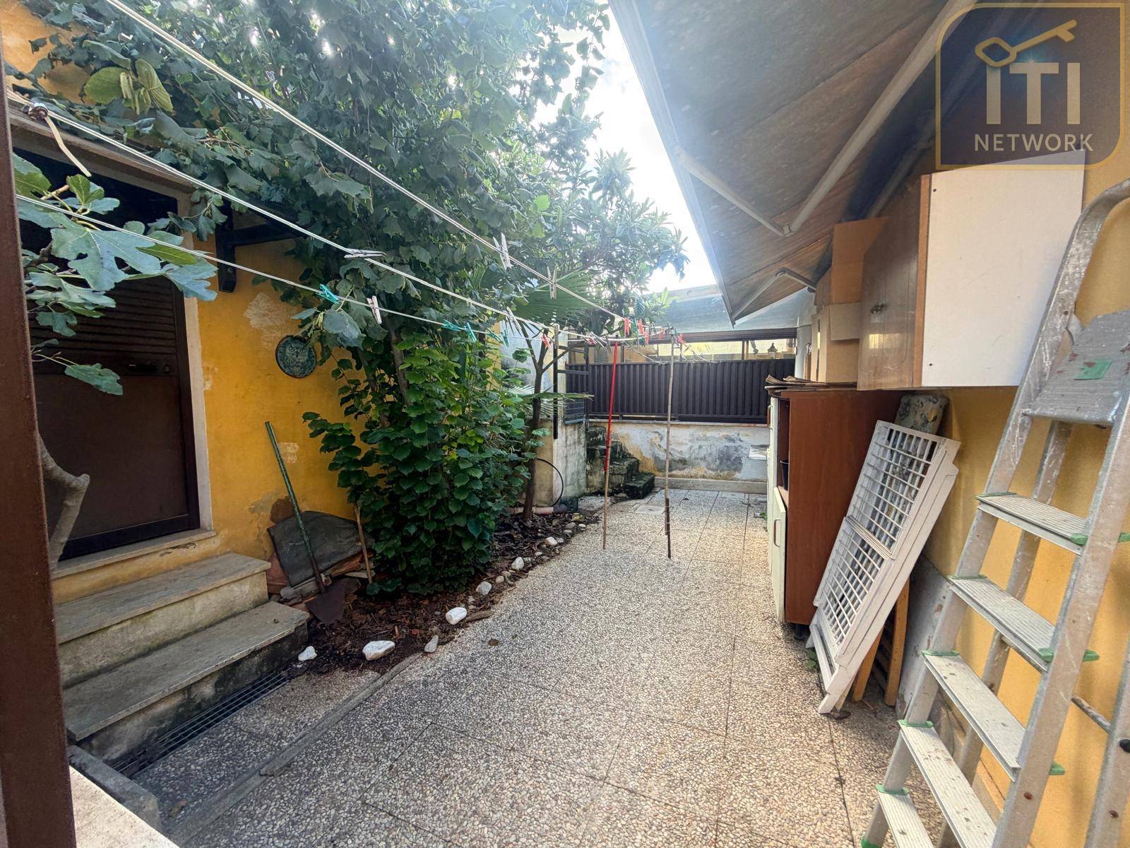 Casa Semindipendente in vendita a Ardea
