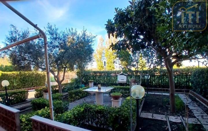 Appartamento in vendita a Pomezia, Torvaianica