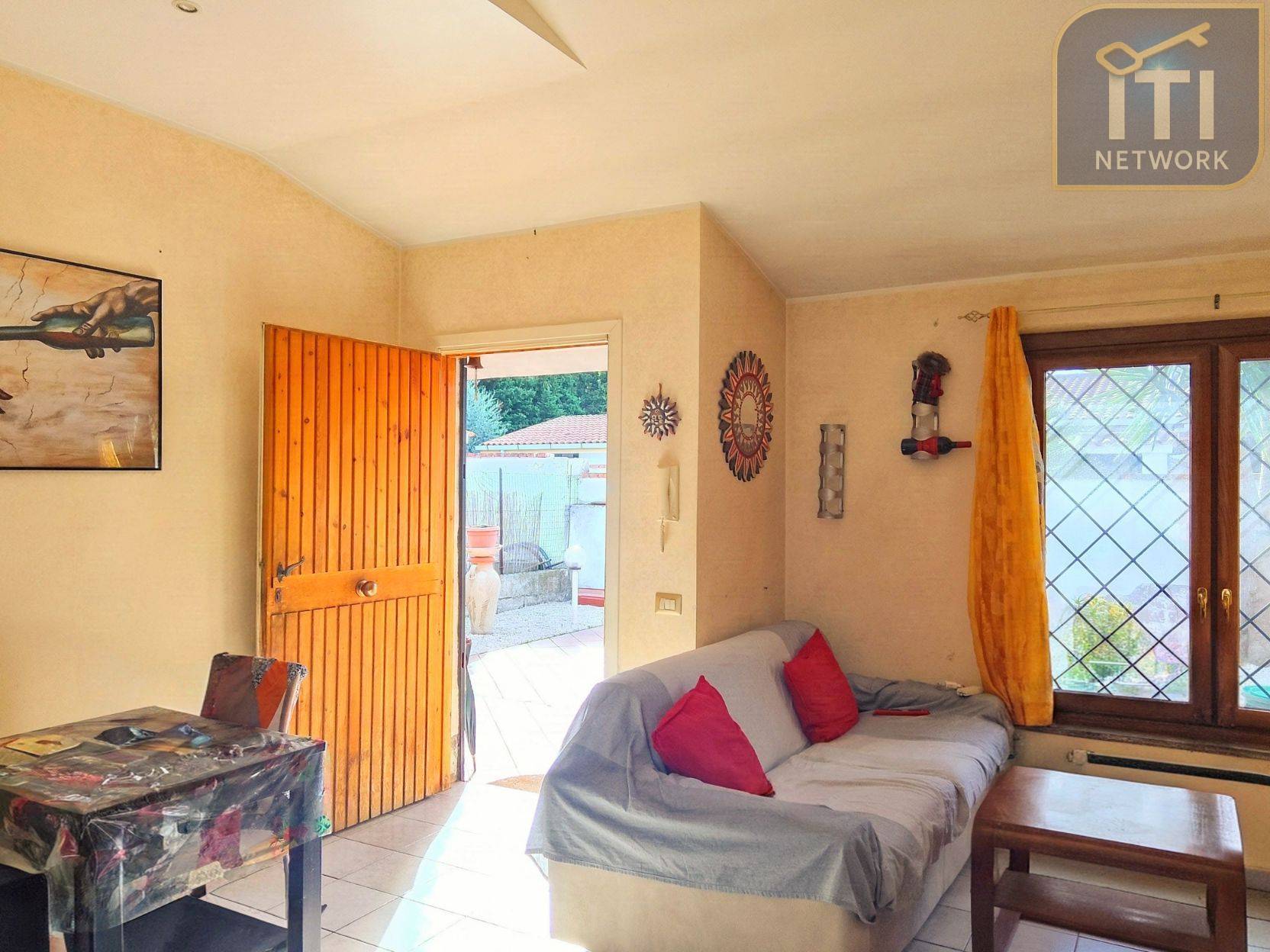 Villa a schiera in vendita a Ardea, Colle Romito