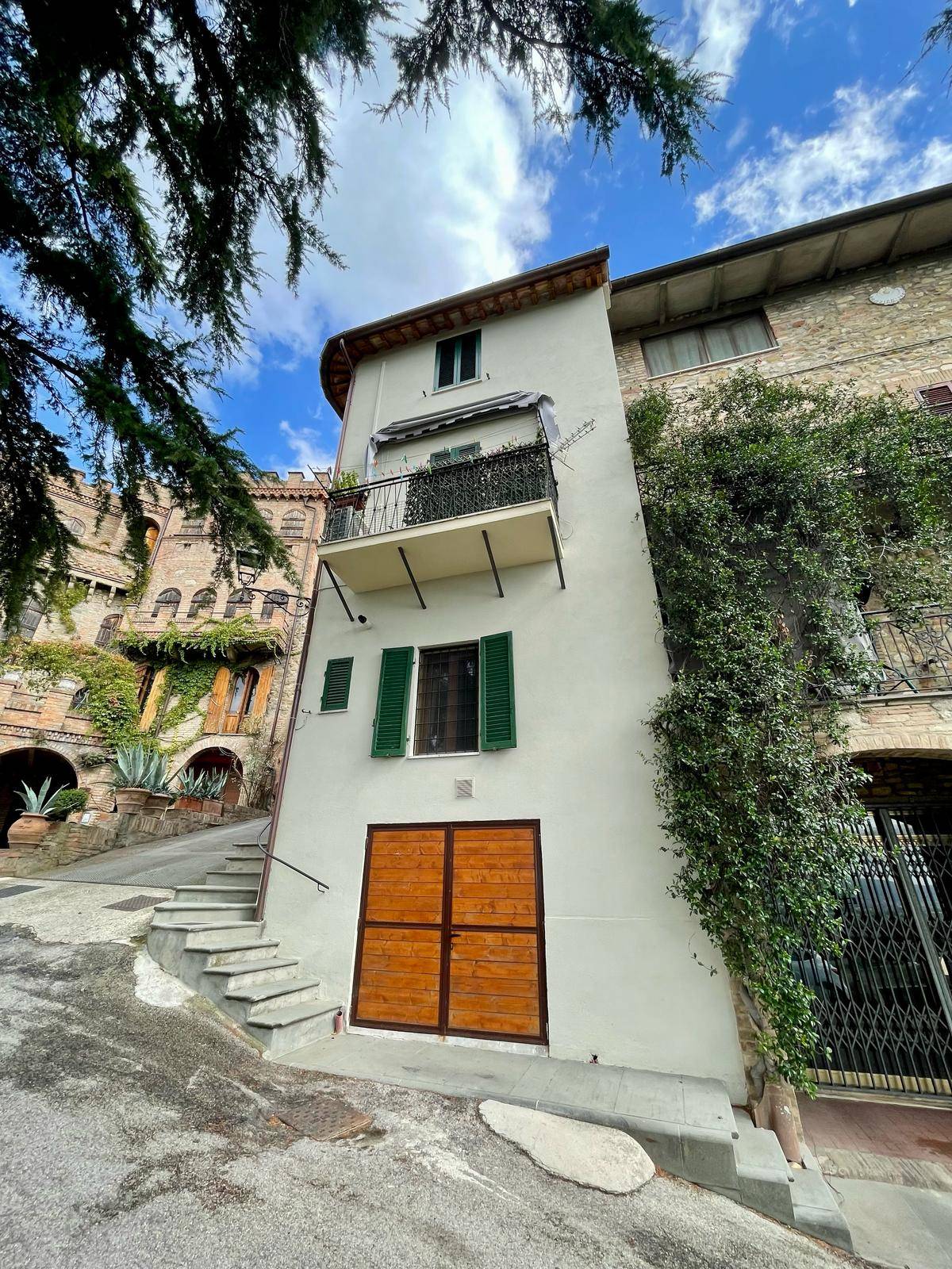 Abitazione Cielo-Terra in vendita a Deruta, Ripabianca
