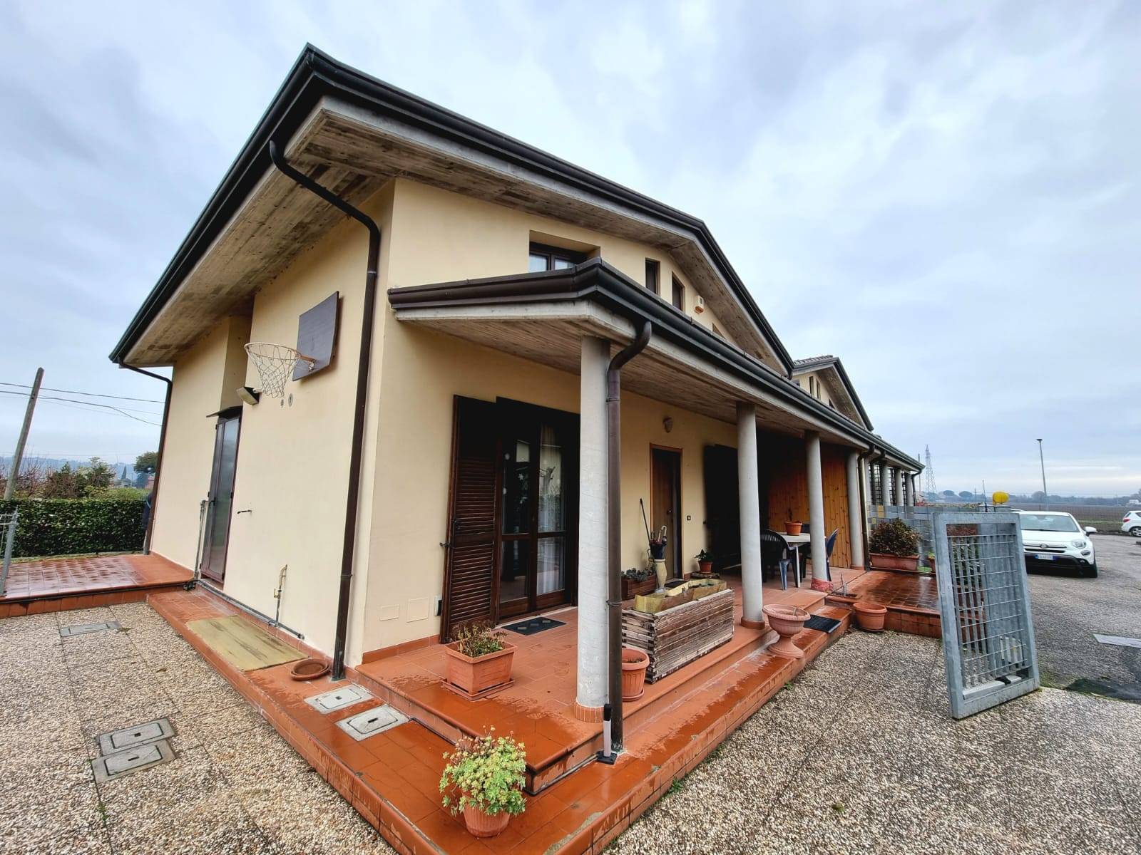 Villetta bifamiliare in vendita a Perugia, Santa Maria Rossa